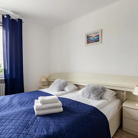 Romanowskiego Comfort By Bookinghost Appartamento Gdynia