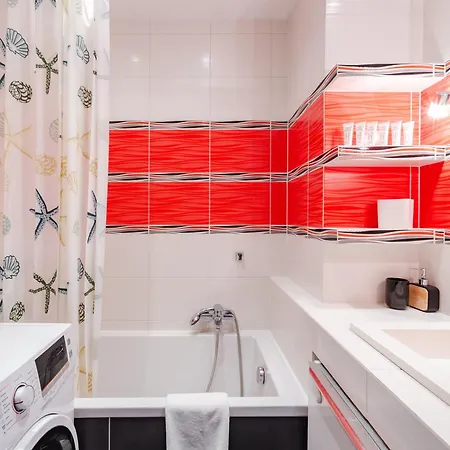 Romanowskiego Comfort By Bookinghost Appartamento Gdynia